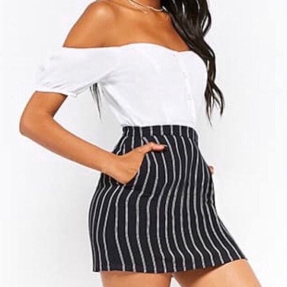 Forever 21 Dresses & Skirts - NWT Striped Skirt with Pockets